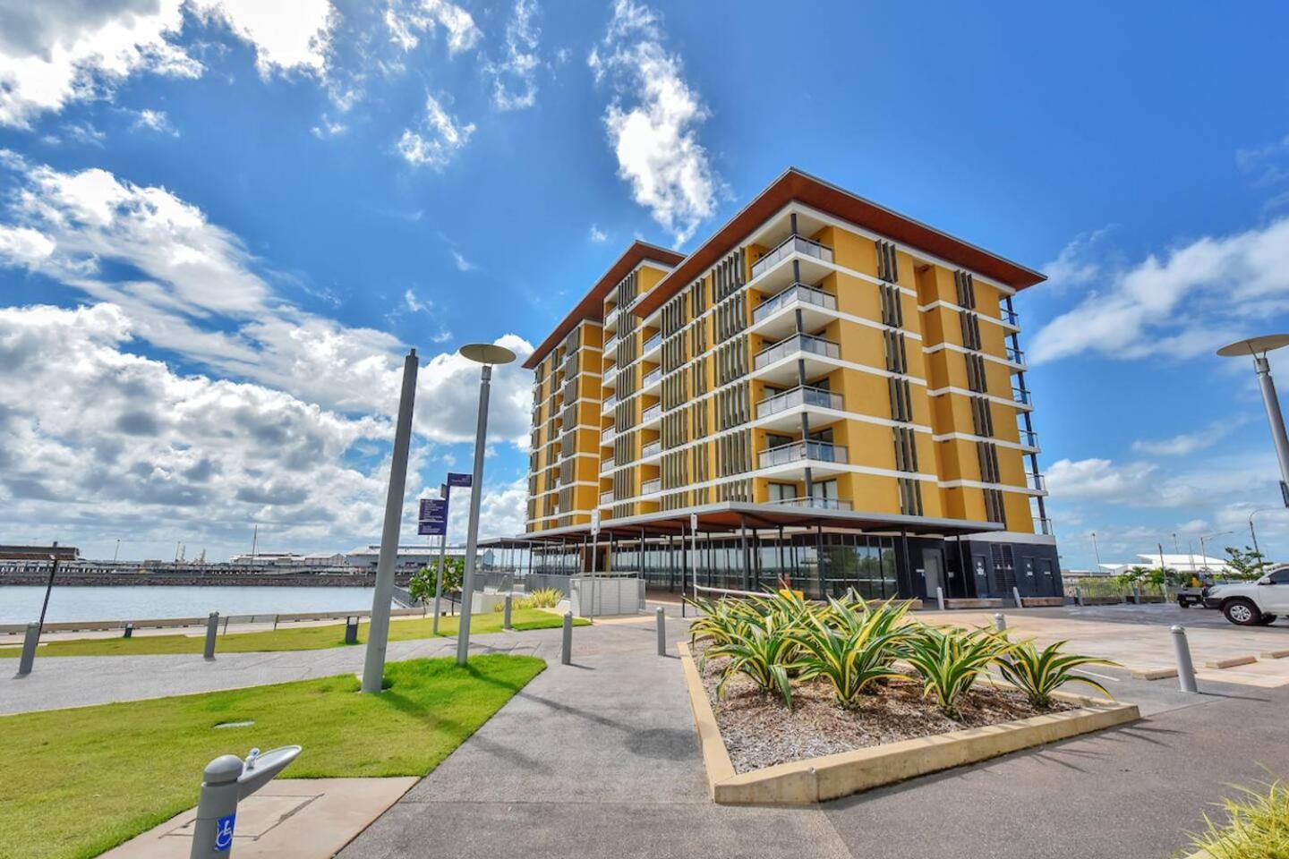 Darwin Waterfront Luxury Apartment Exterior photo